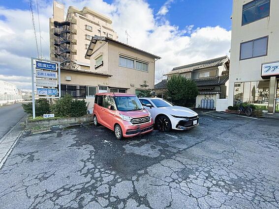 敷地内駐車場9...