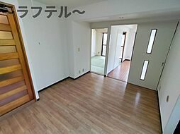 居間