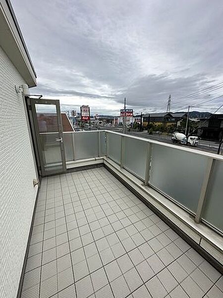 バルコニー