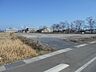 外観：前面道路含む現地写真