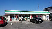ファミリーマート西山町店 760m