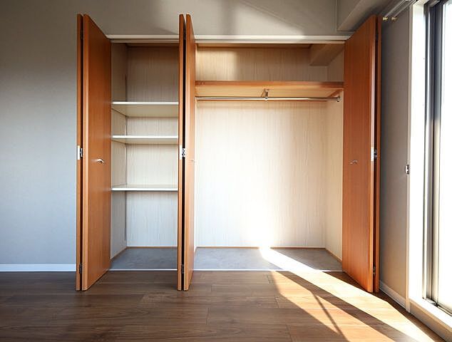 収納 エスリード野洲 9階/-