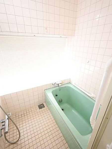 浴室を拡大表示