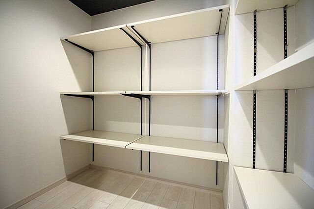 収納 フルリノベ／ビューパレス多加木 8階/803