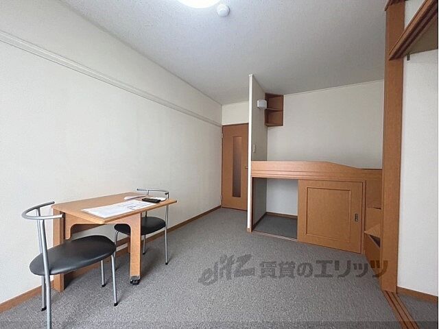 室内