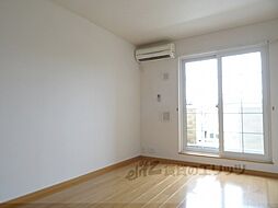 カレント・ヴィラ 201 2階2LDKのリビング/ダイニング