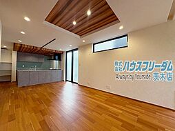 吹田市千里山西　中古戸建