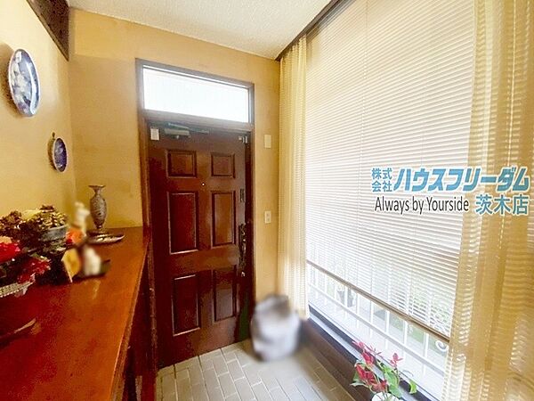 玄関を拡大表示