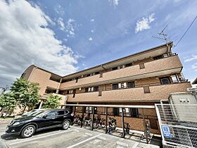 CASA DE　TSUZUYAMADAI  ｜ 大阪府富田林市津々山台2丁目（賃貸マンション1K・3階・21.60㎡） その1