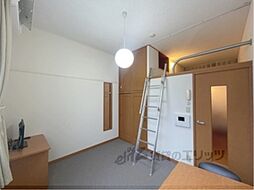 近鉄奈良線 瓢箪山駅 徒歩7分の賃貸アパート 2階1Kのリビング/ダイニング