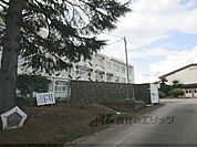 登美ヶ丘幼稚園まで1700メートル