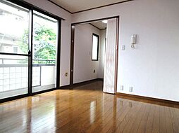 居間