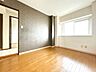 洋室：【約5.9畳洋室】エアコン設置可能な貴重なお部屋です。フローリング張り、クロス張替え、照明交換、ハウスクリーニングを実施いたします。