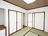 室内：【リフォーム後/和室】ふすま等も張り直して、新しく致します。畳の部屋が一部屋でもあると、心が落ち着きますね。