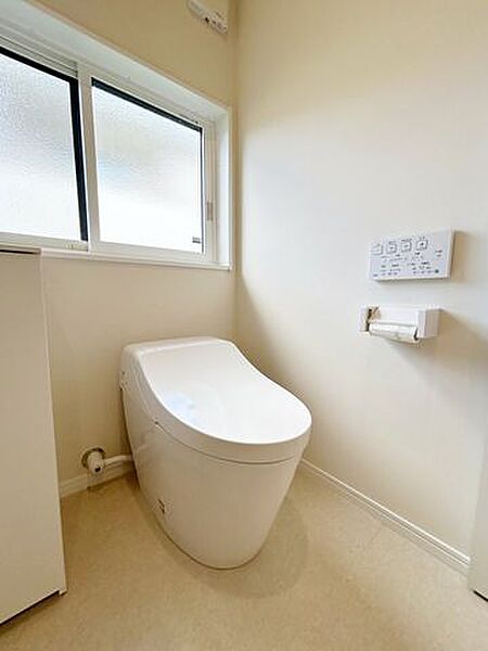トイレを拡大表示