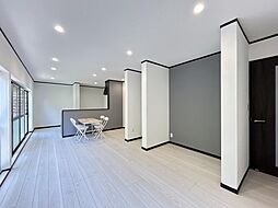 岡谷市川岸中1丁目　戸建て 3SLDKのリビング/ダイニング