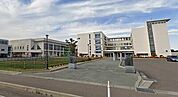 湯沢東小学校(2、400m)