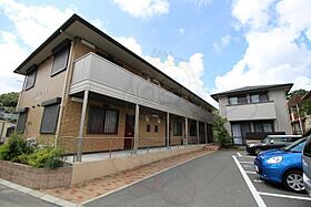 サンマルコ川西  ｜ 兵庫県川西市矢問１丁目（賃貸アパート2LDK・2階・47.39㎡） その1