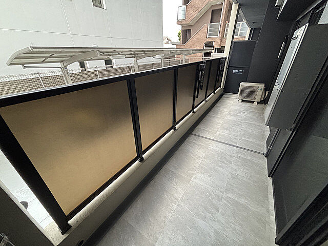 バルコニー