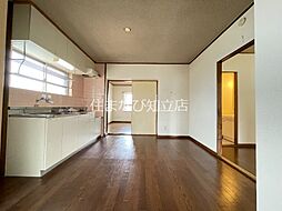 居間