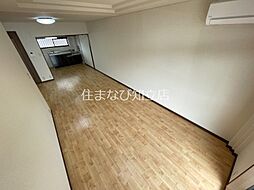 居間