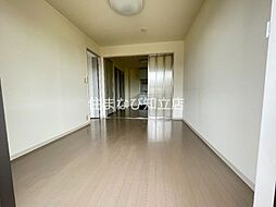 モナークヴィレF棟 2階2DKのリビング/ダイニング