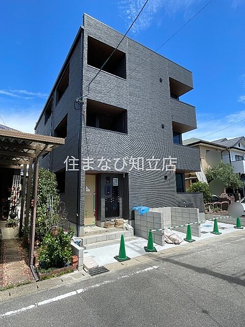 4 / 15