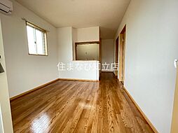 メイプル一色 2DKの写真