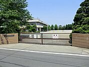 川角小学校 1976m