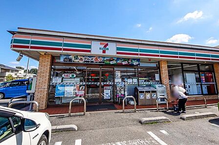 セブンイレブン　川越的場新町店 820m