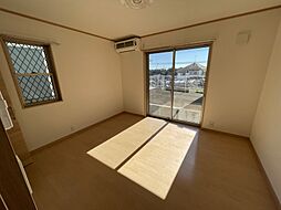 クレスト大岡 101 1階1Kのリビング/ダイニング