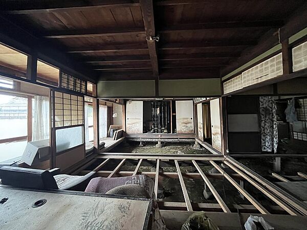 室内を拡大表示