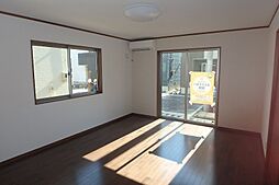 居間