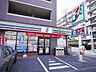 周辺：セブンイレブン北新横浜駅前店 640m