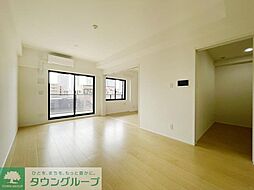 GOTEN武蔵小杉 303 3階2LDKのリビング/ダイニング