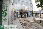 ミニストップ 武蔵小杉店 徒歩7分。 490m