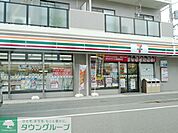 セブンイレブン川崎下小田中東店 徒歩3分。 210m