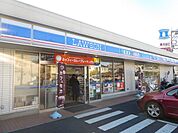ローソン川崎北見方一丁目店 徒歩11分。コンビニ 870m