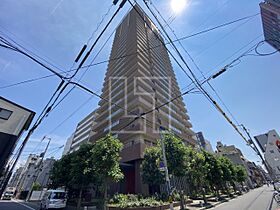 カスタリアタワー長堀橋  ｜ 大阪府大阪市中央区島之内1丁目（賃貸マンション3LDK・20階・78.64㎡） その1