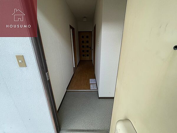 画像8:ゆったりとした玄関です
