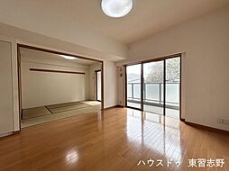 居間