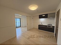 JR山陰本線 亀岡駅 徒歩5分の賃貸マンション 7階1LDKのリビング/ダイニング