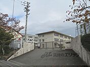 成仁小学校まで1000メートル