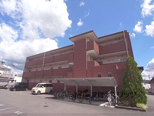 8 / 16
