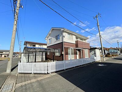 外観：【住宅ローン減税対象】価格には消費税を含みます。自社物件につき随時ご案内可能。内覧希望の方はお電話ください。