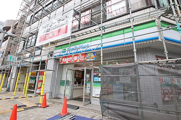 画像23:ファミリーマート　東山公園駅前店