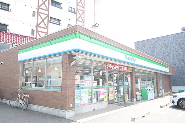 画像23:ファミリーマート　石川橋店