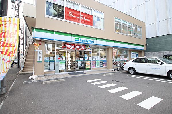 画像23:ファミリーマート　上前津二丁目店