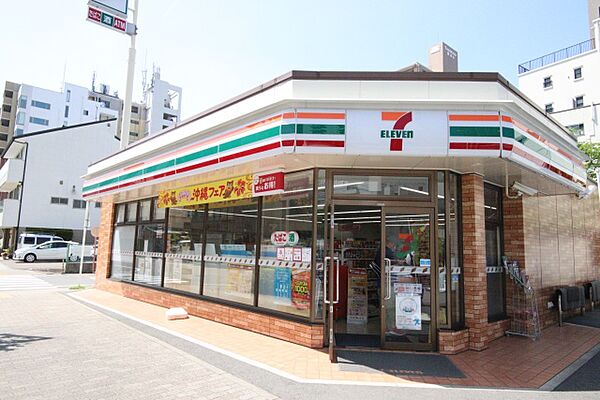 画像19:セブン−イレブン　名古屋泉2丁目店