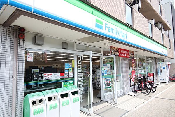 画像11:ファミリーマート　明和高校前店